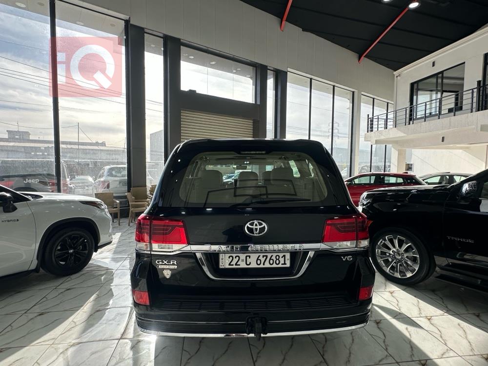 تويوتا لاندكروزر